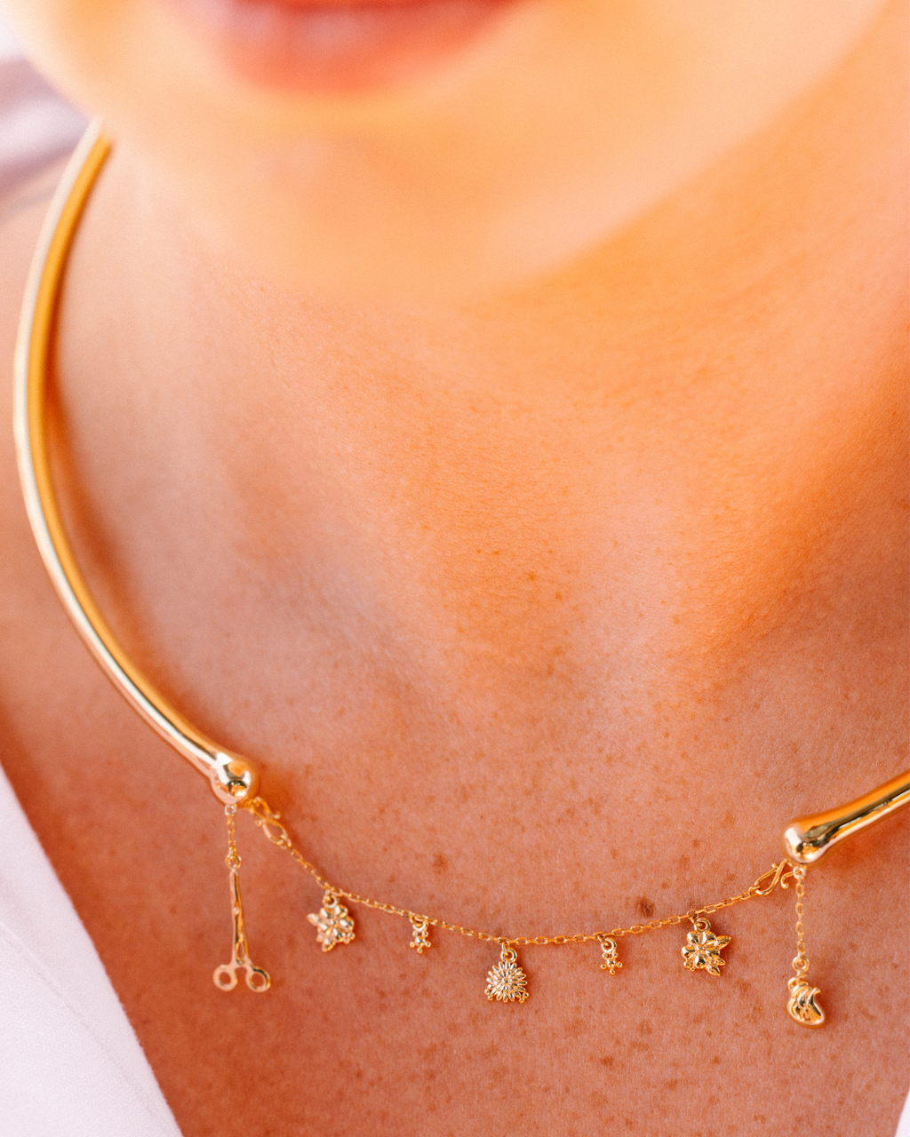 Junipurr x Frida Kahlo® Dos Corazones Necklace