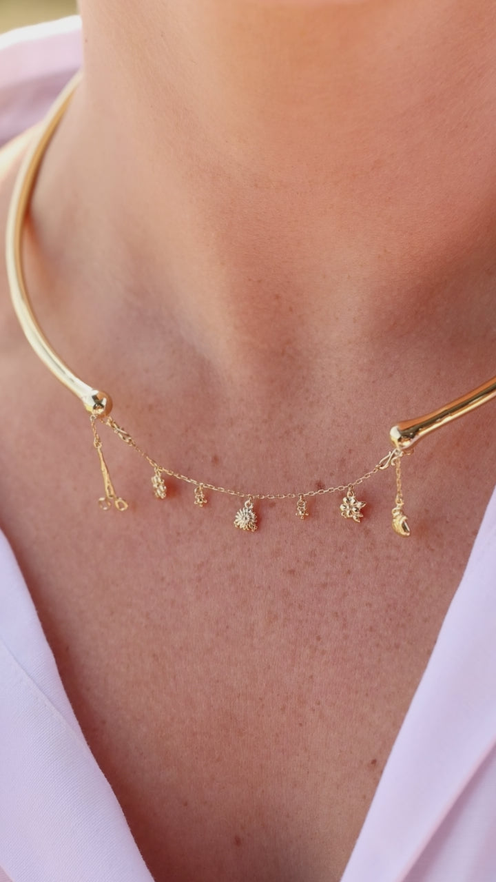 Junipurr x Frida Kahlo® Dos Corazones Necklace